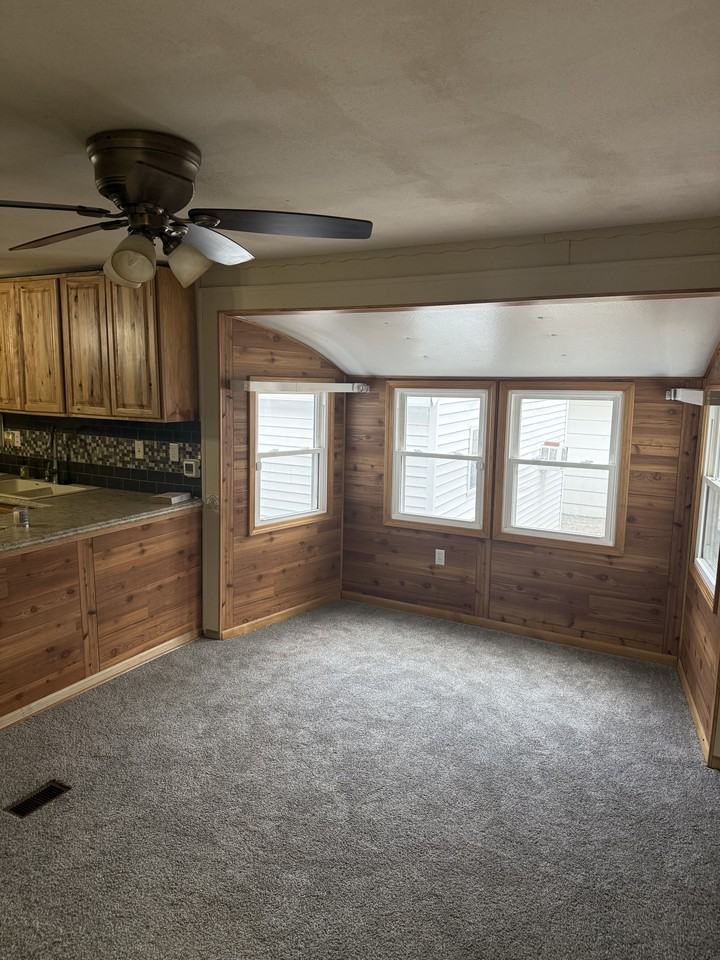 11322 W Paradise Rd #1 - Photo 5 of 22