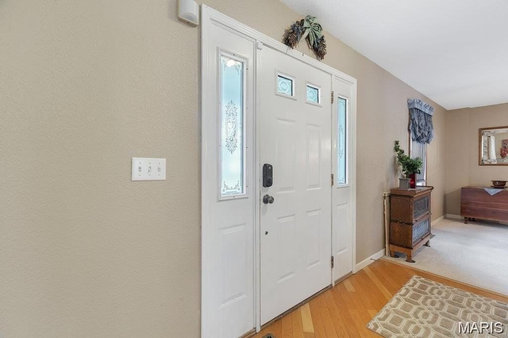 2725 Timberline Dr - Photo 4 of 37