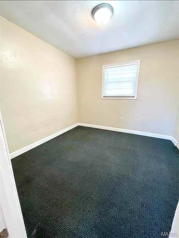 9902 W Main St #4 - Photo 5 of 6