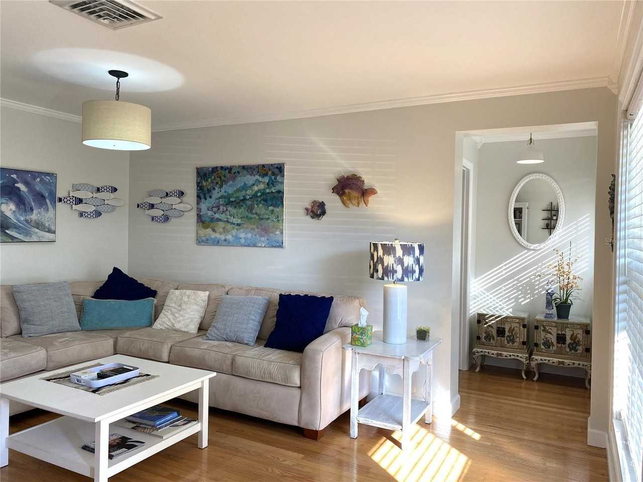 2403 Browning St - Photo 2 of 30