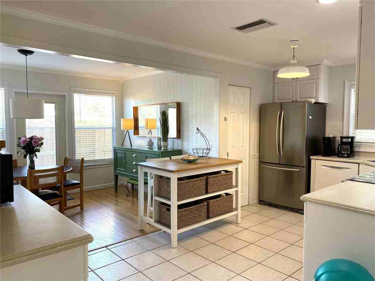 2403 Browning St - Photo 5 of 30