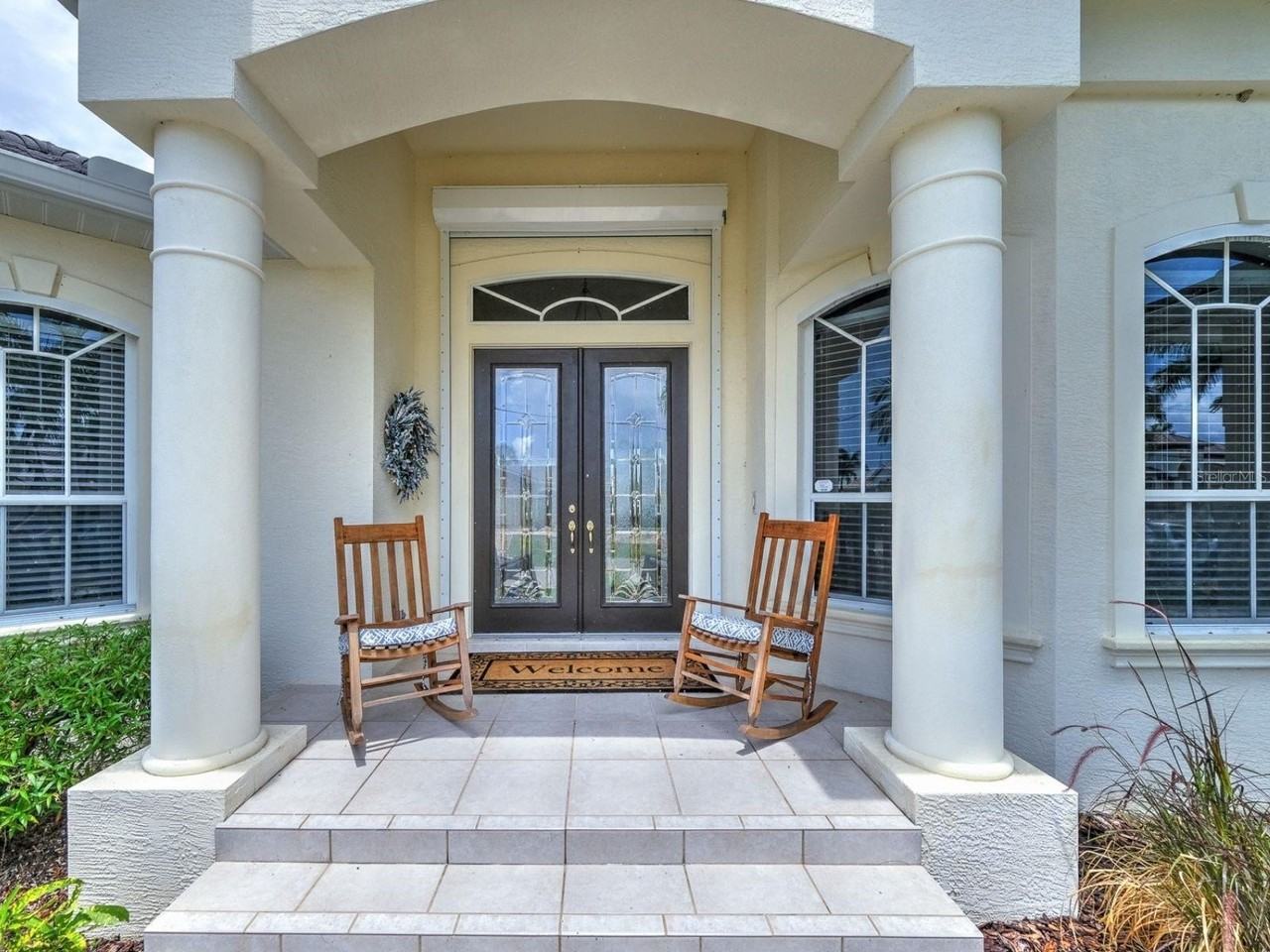 3252 Antigua Dr - Photo 3 of 34