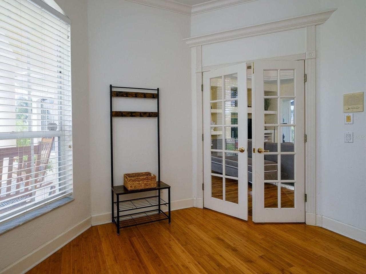 3252 Antigua Dr - Photo 7 of 34