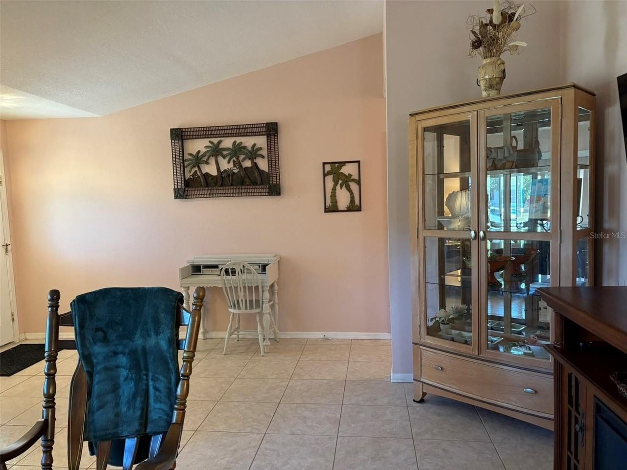 17377 Lake Worth Blvd - Photo 3 of 16