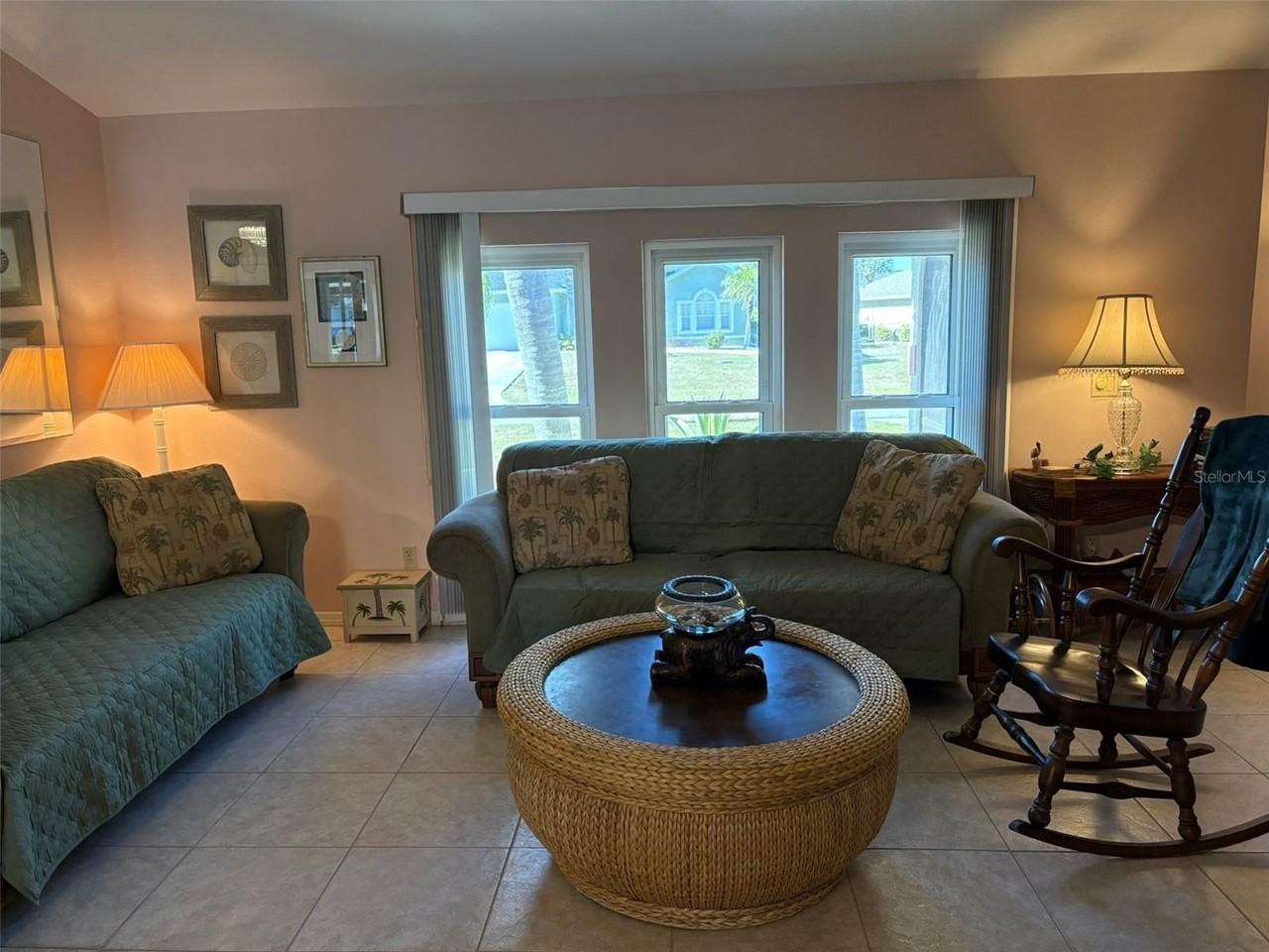 17377 Lake Worth Blvd - Photo 5 of 16