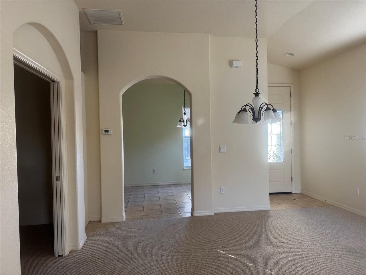 1063 Topelis Dr - Photo 6 of 28