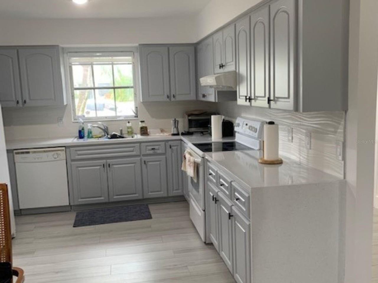 18312 Driggers Ave - Photo 3 of 10