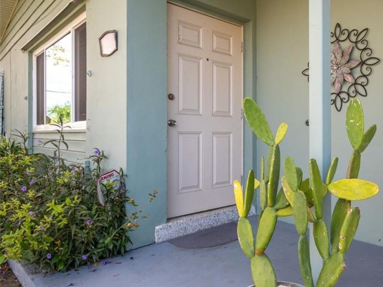 2456 Elkcam Blvd - Photo 2 of 18