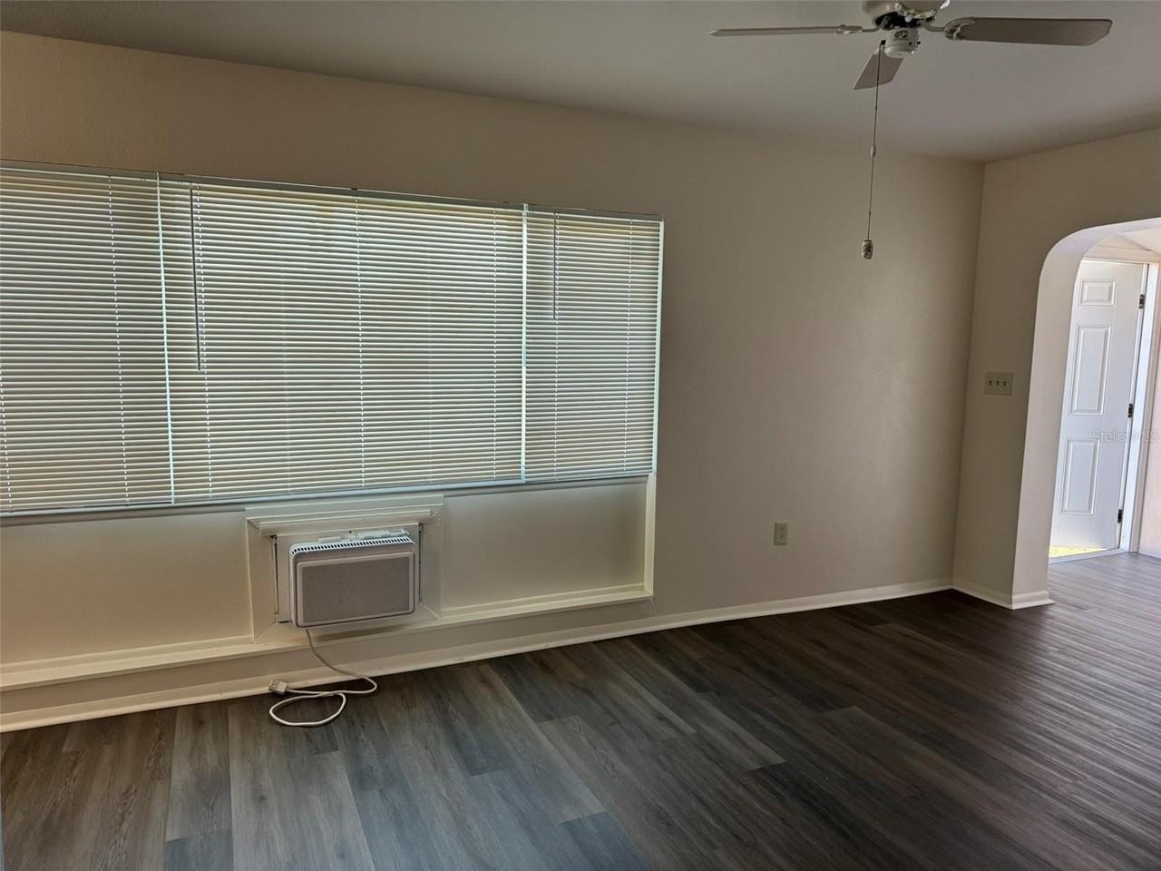 8289 Cristobal Ave - Photo 5 of 13