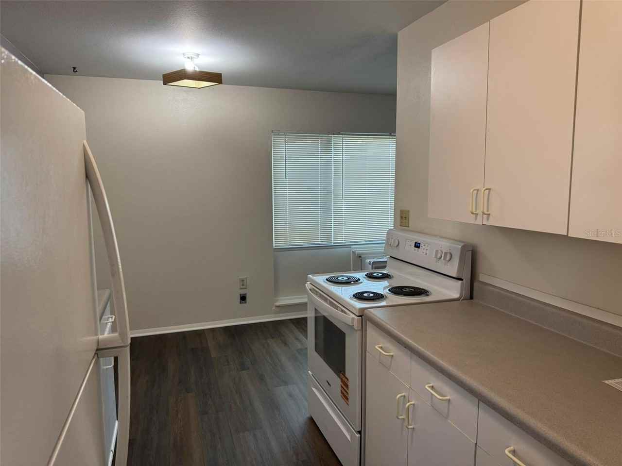 8289 Cristobal Ave - Photo 7 of 13