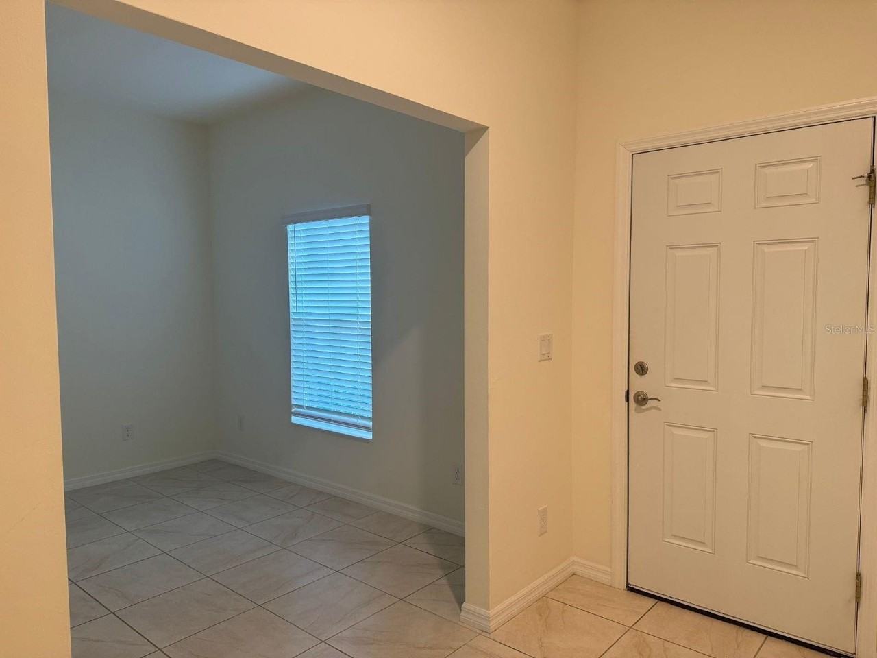 2333 Renfro Ave - Photo 2 of 24