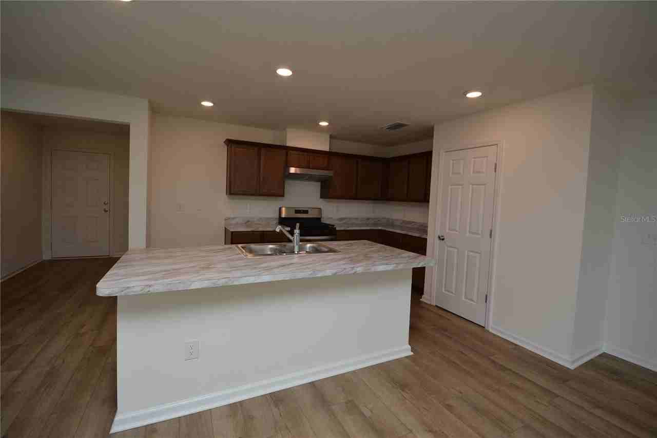 19 Waverly Ln - Photo 7 of 24