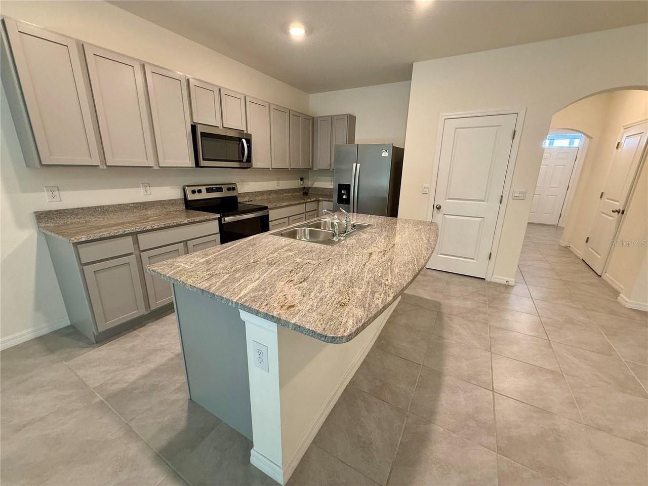 13781 Nw 9th Rd - Photo 7 of 39