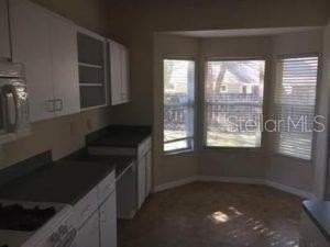 4438 Nw 34th Dr - Photo 3 of 8