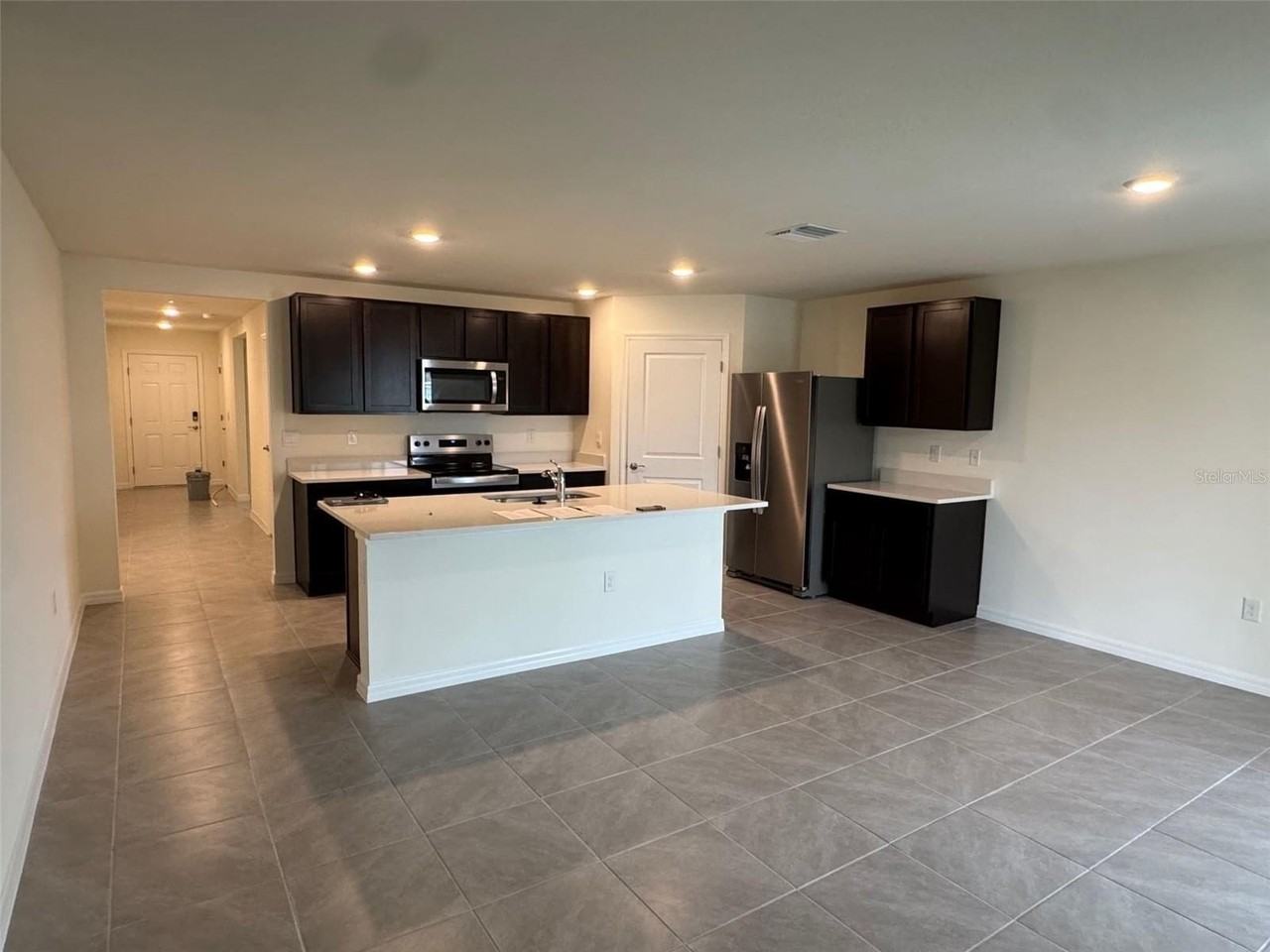 1918 Nw 246th Ter - Photo 3 of 17