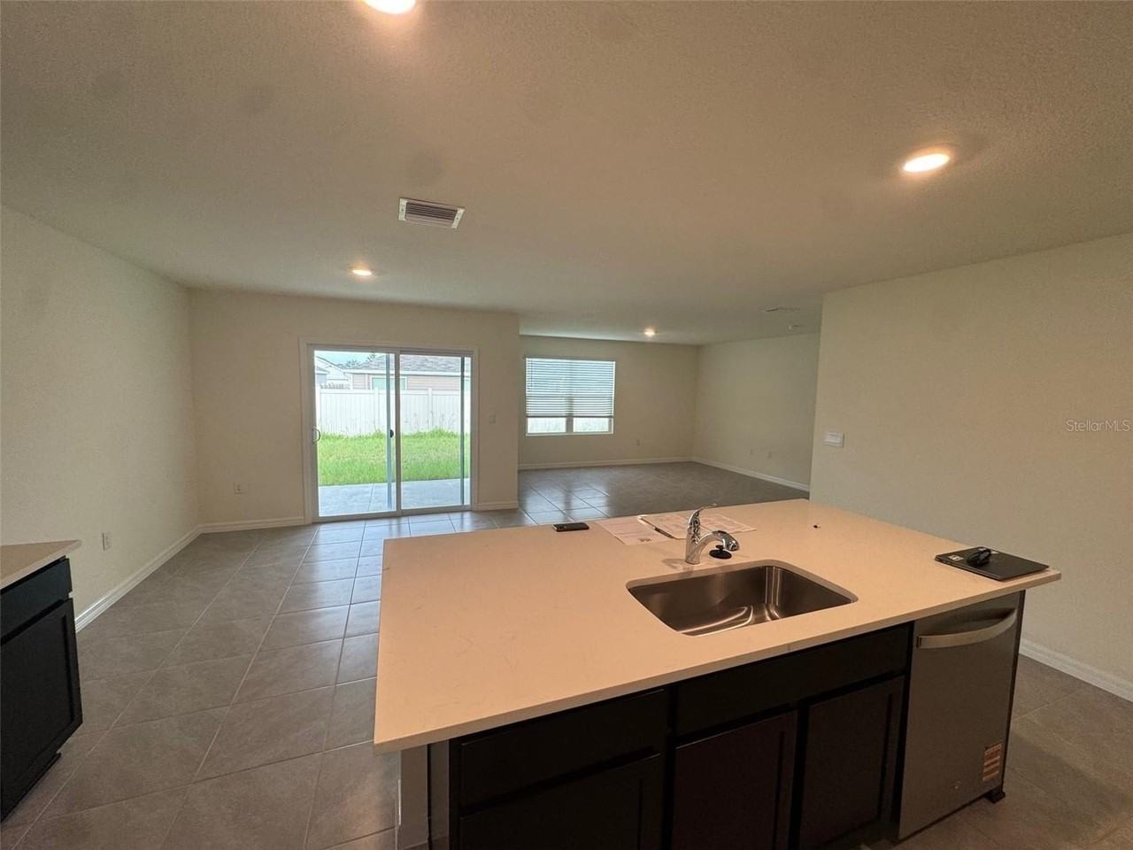 1918 Nw 246th Ter - Photo 4 of 17