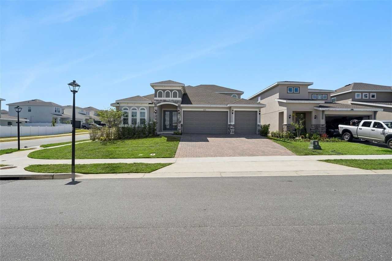 2311 Juniper Berry Dr - Photo 3 of 35