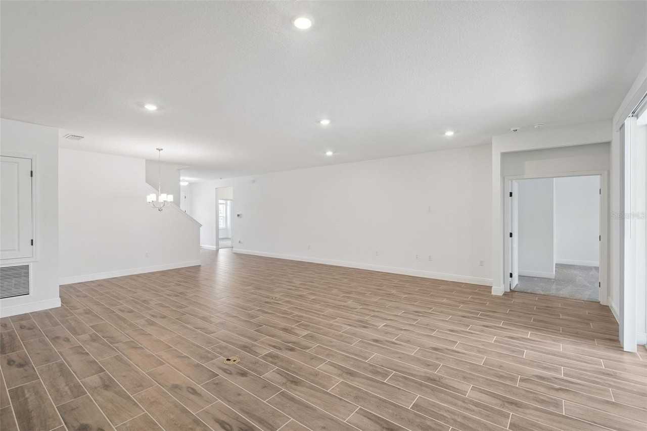 2311 Juniper Berry Dr - Photo 6 of 35