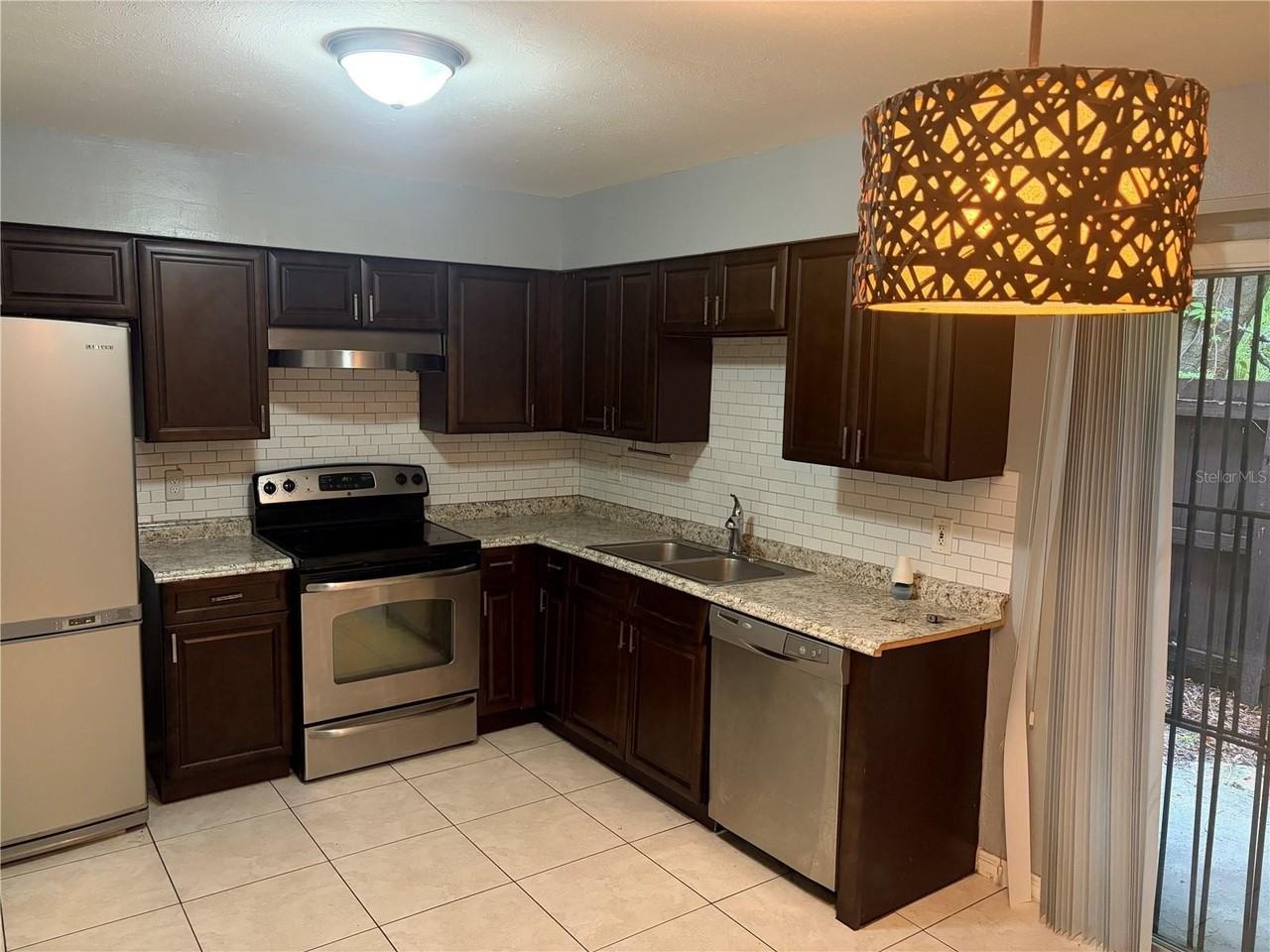 1800 Warringwood Dr #C6 - Photo 3 of 9