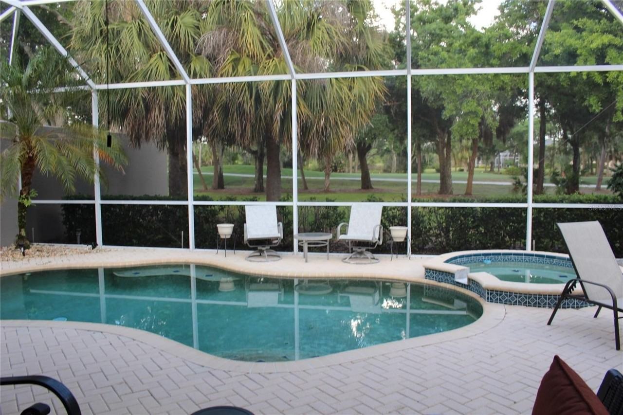 88th Street Ct Nw #F18 - Photo 5 of 26