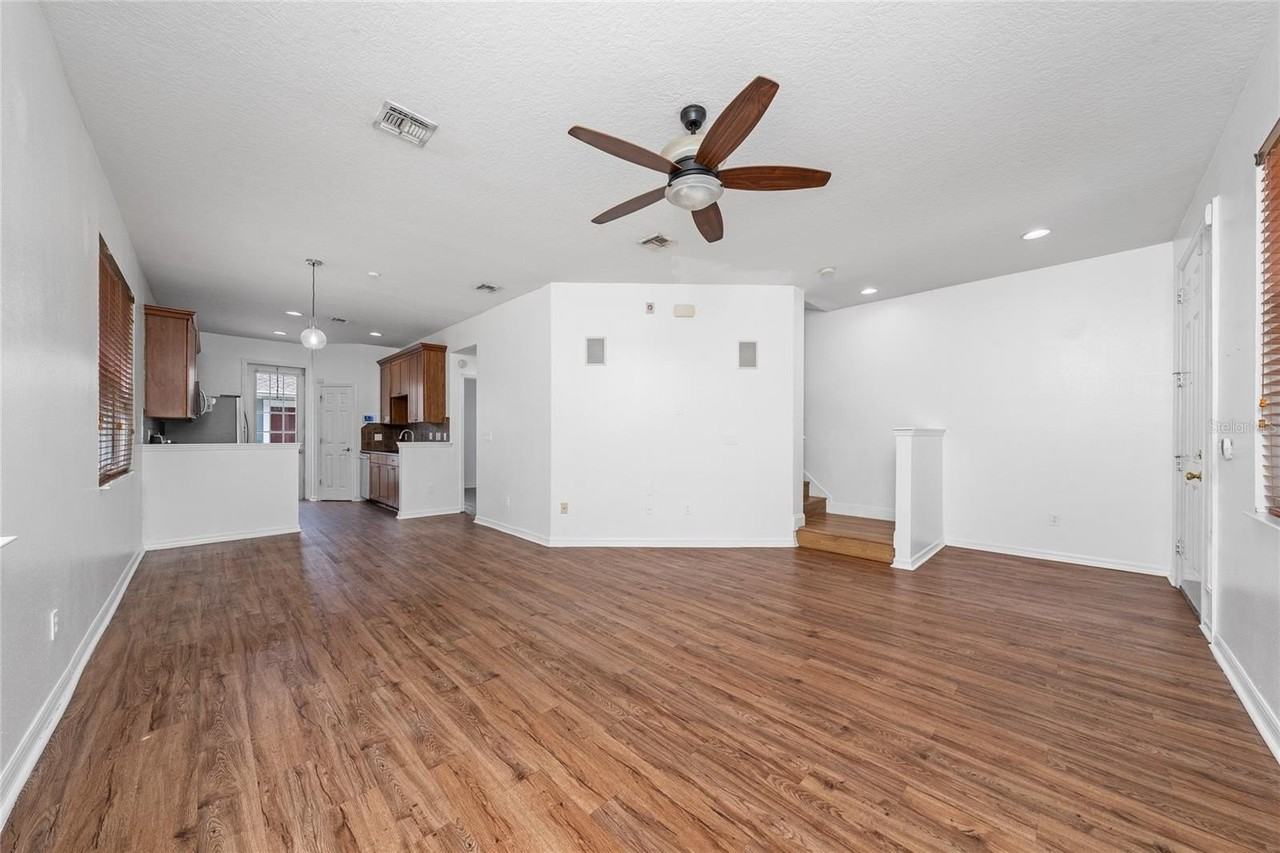 8582 Leeland Archer Blvd - Photo 3 of 31