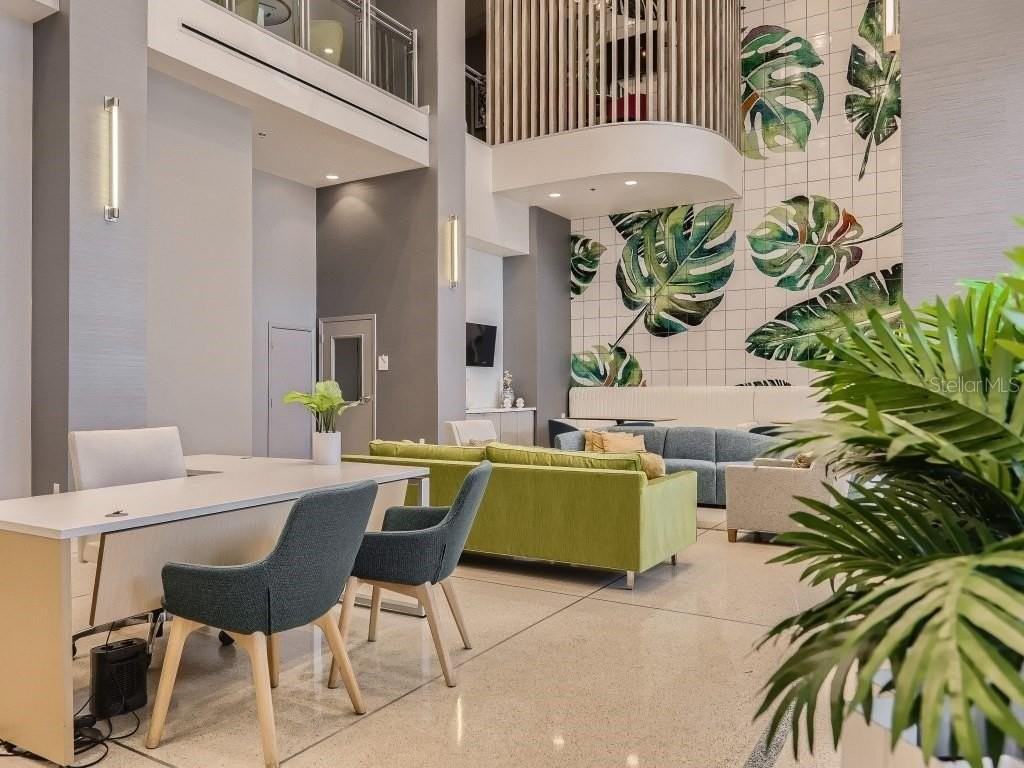 415 E Pine St #PH - Photo 6 of 39