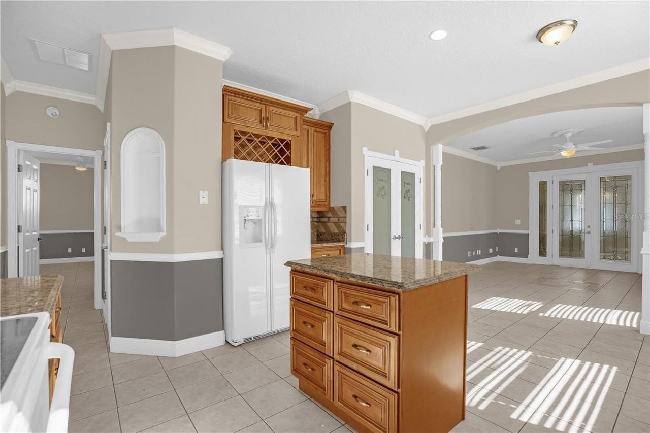 1512 Lalique Ln - Photo 7 of 26