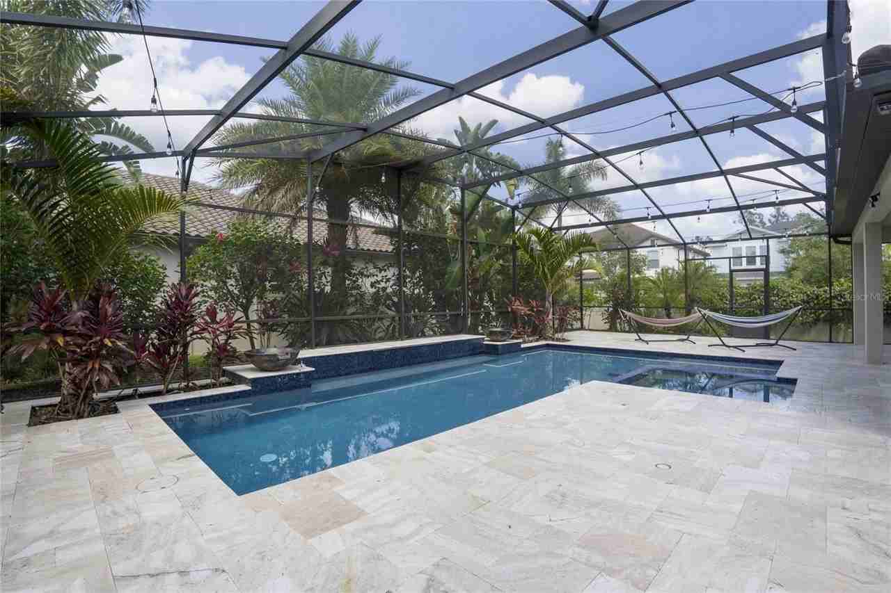 8414 Vivaro Isle Way - Photo 2 of 46