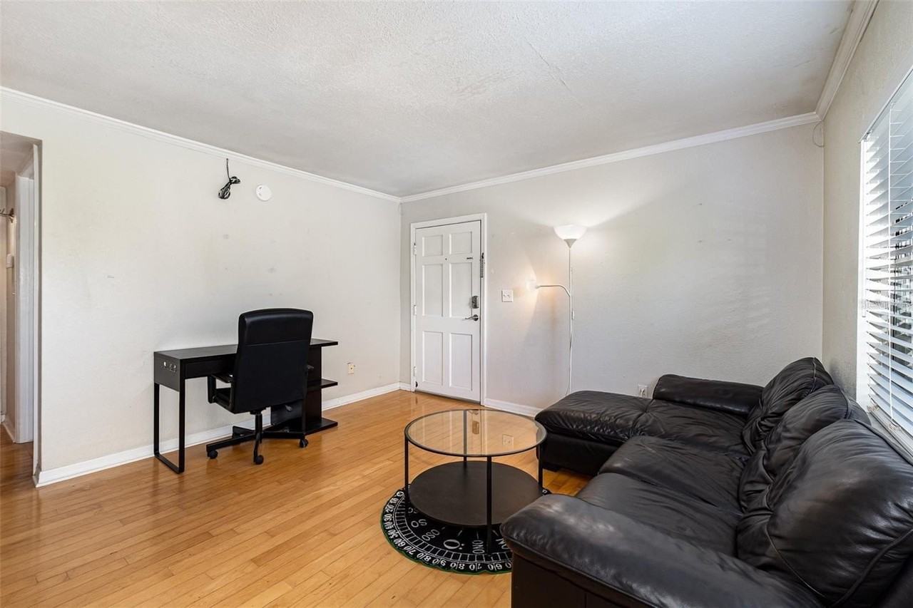 1515 Catherine St #3 - Photo 7 of 19