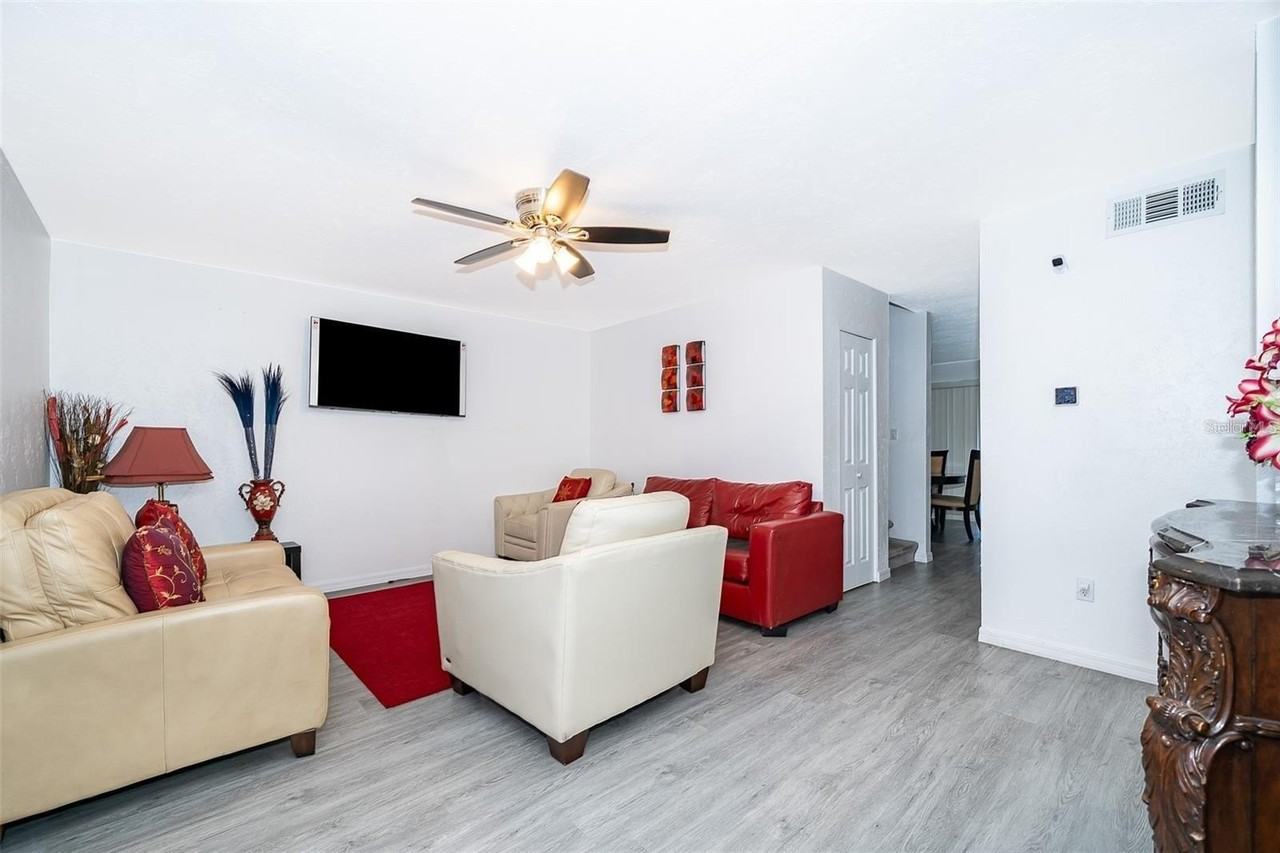 2031 Ludlow Ln #3303 - Photo 2 of 28