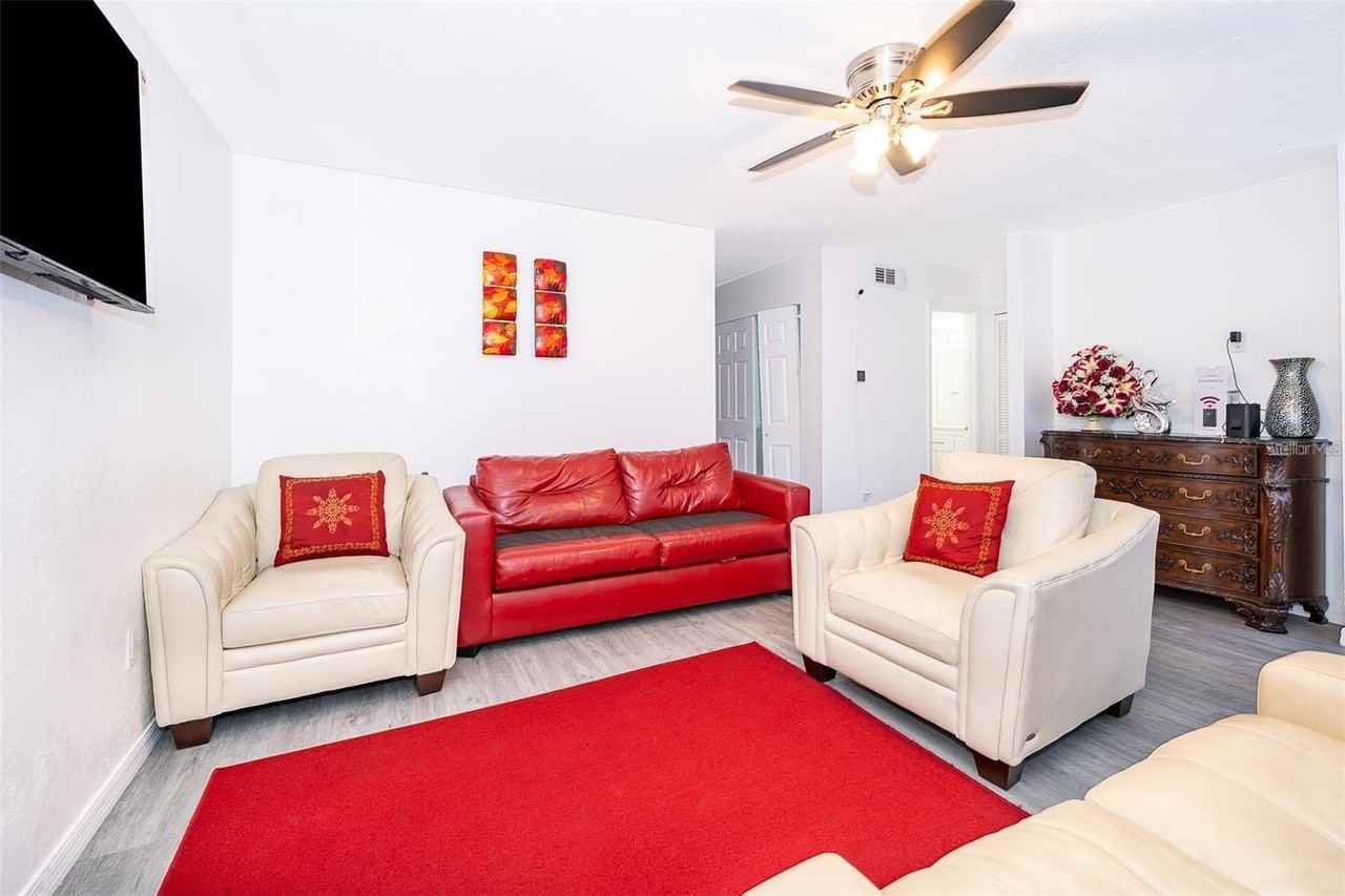 2031 Ludlow Ln #3303 - Photo 4 of 28