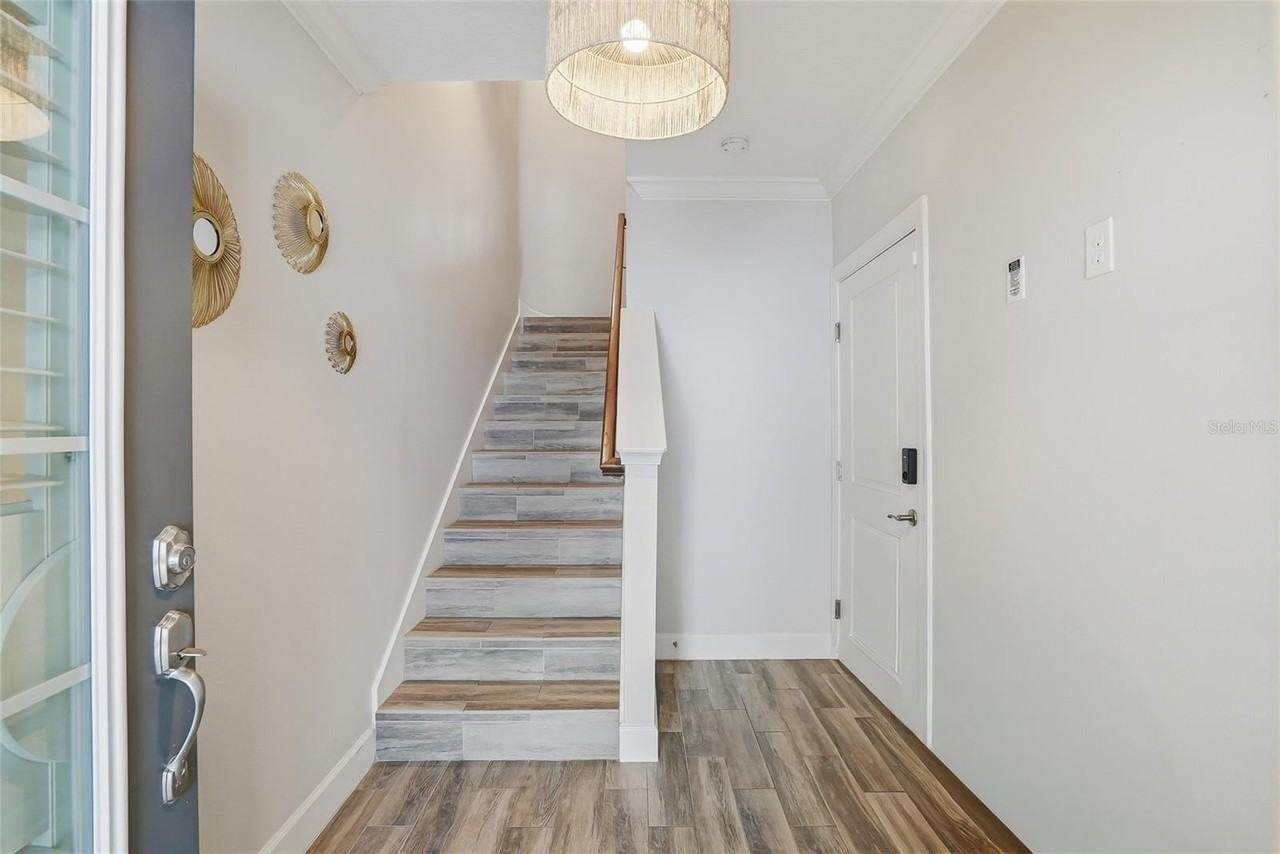 3162 Moorings Dr S - Photo 7 of 50