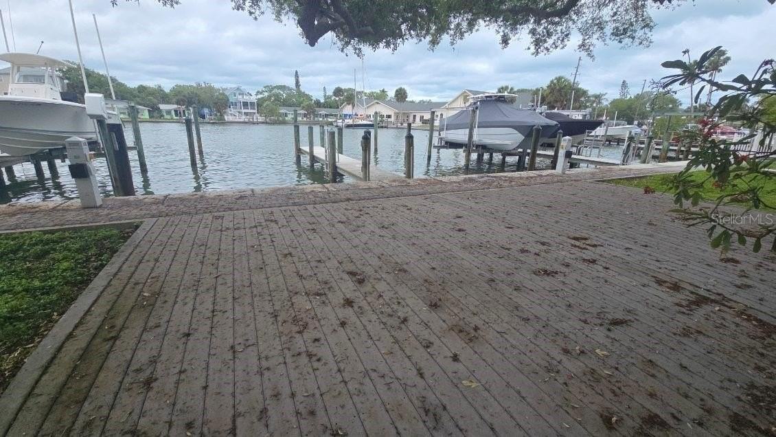 215 18th Ave - Photo 2 of 17