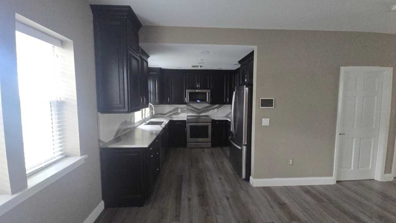 215 18th Ave - Photo 5 of 17