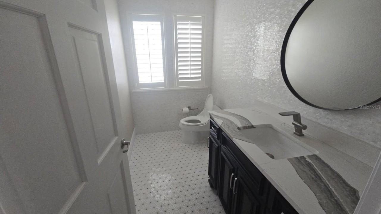 215 18th Ave - Photo 7 of 17