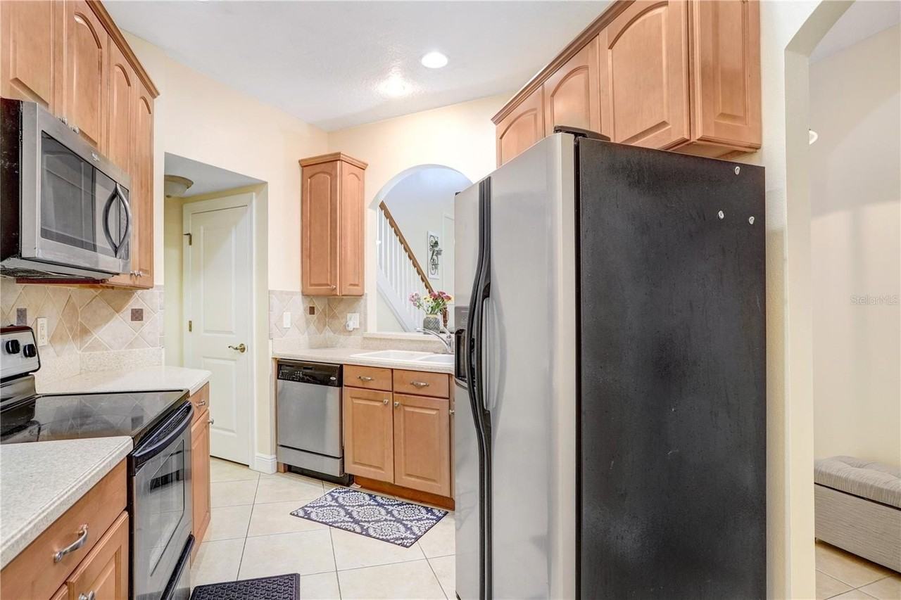 4984 Anniston Cir - Photo 7 of 31