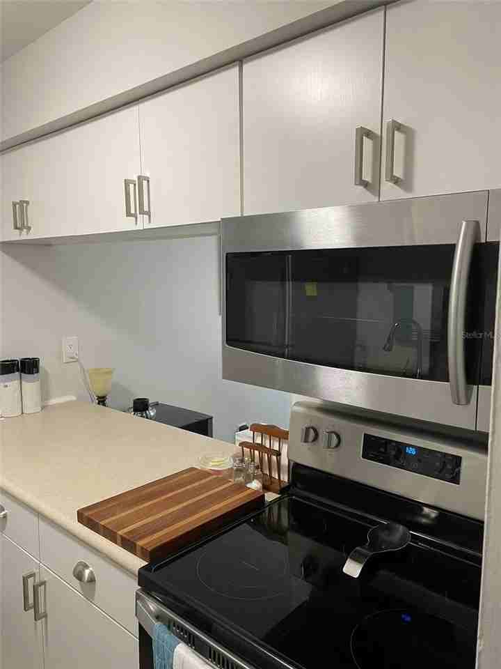 2725 Hidden Lake Blvd #C - Photo 7 of 21