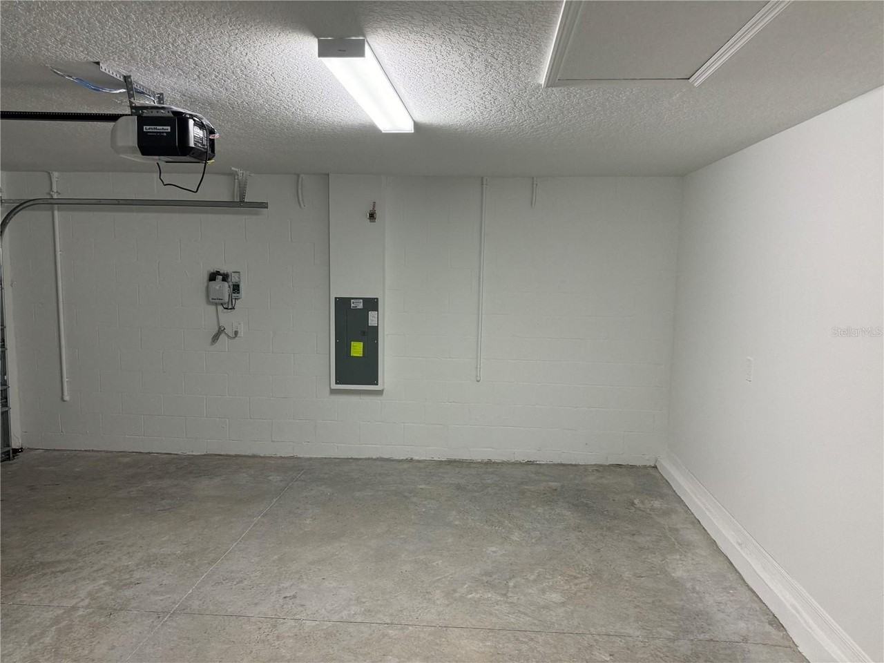 22238 Blazing Star Run - Photo 7 of 34