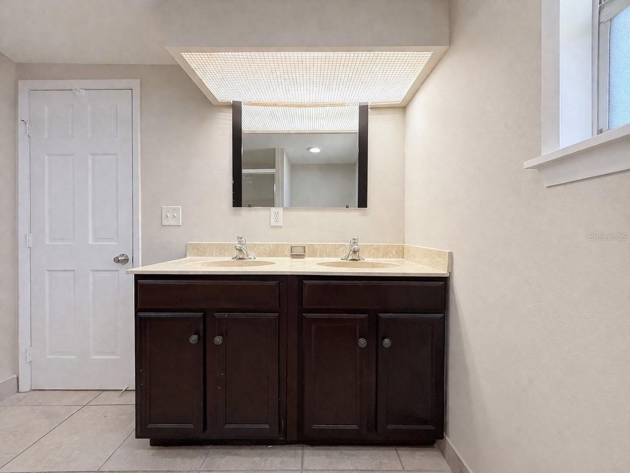 7018 54th Ave N - Photo 5 of 19