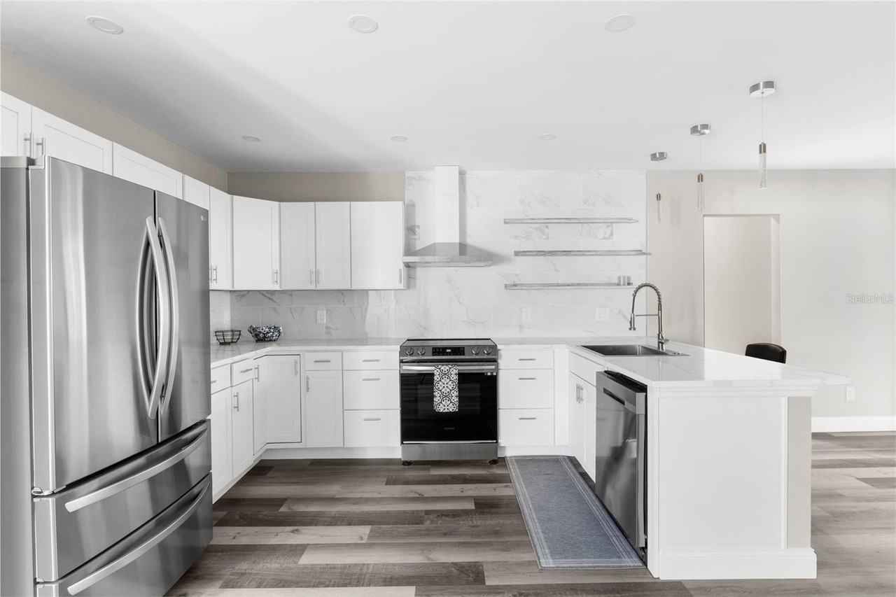 5318 9th Ave N - Photo 7 of 23