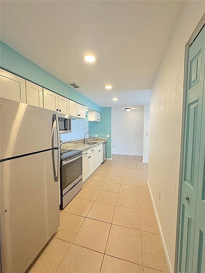 12261 Sailwinds Dr #203 - Photo 5 of 35