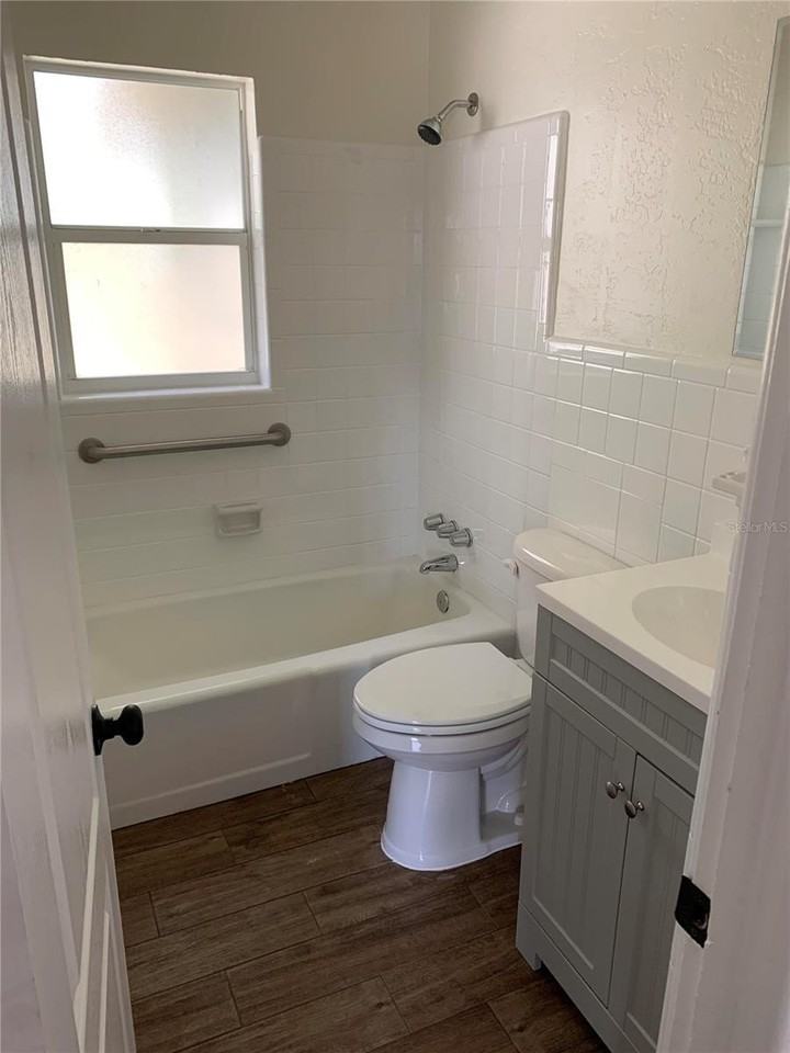 127 E Kentucky Ave - Photo 6 of 14