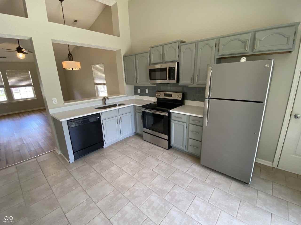11229 Spring Blossom Ln - Photo 5 of 15