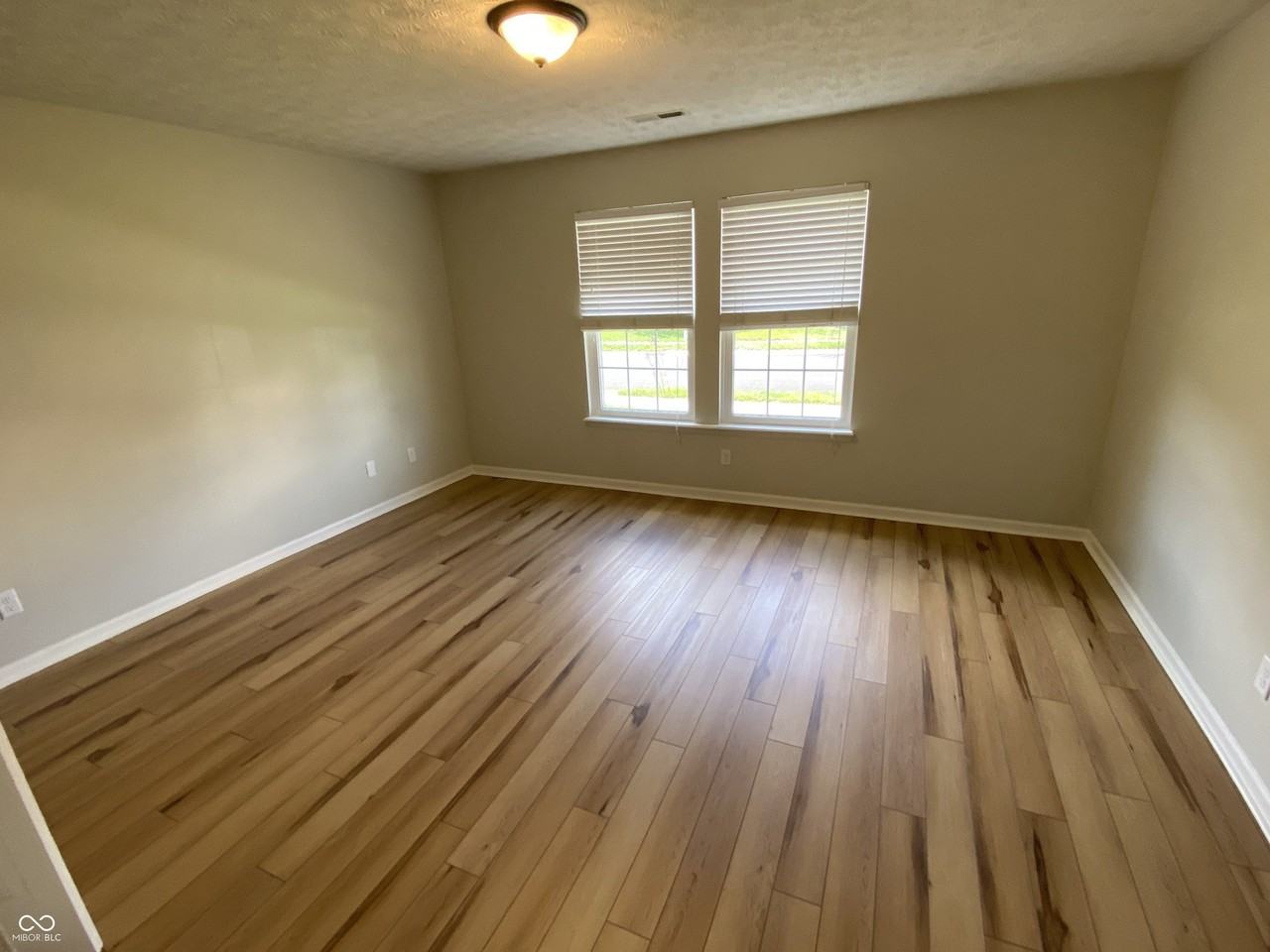 11229 Spring Blossom Ln - Photo 6 of 15