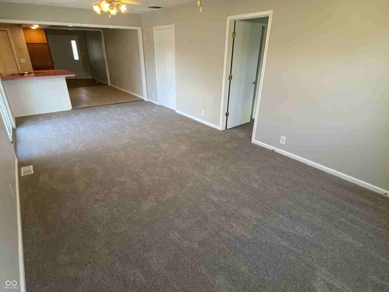 1036 E Auman Dr - Photo 7 of 19