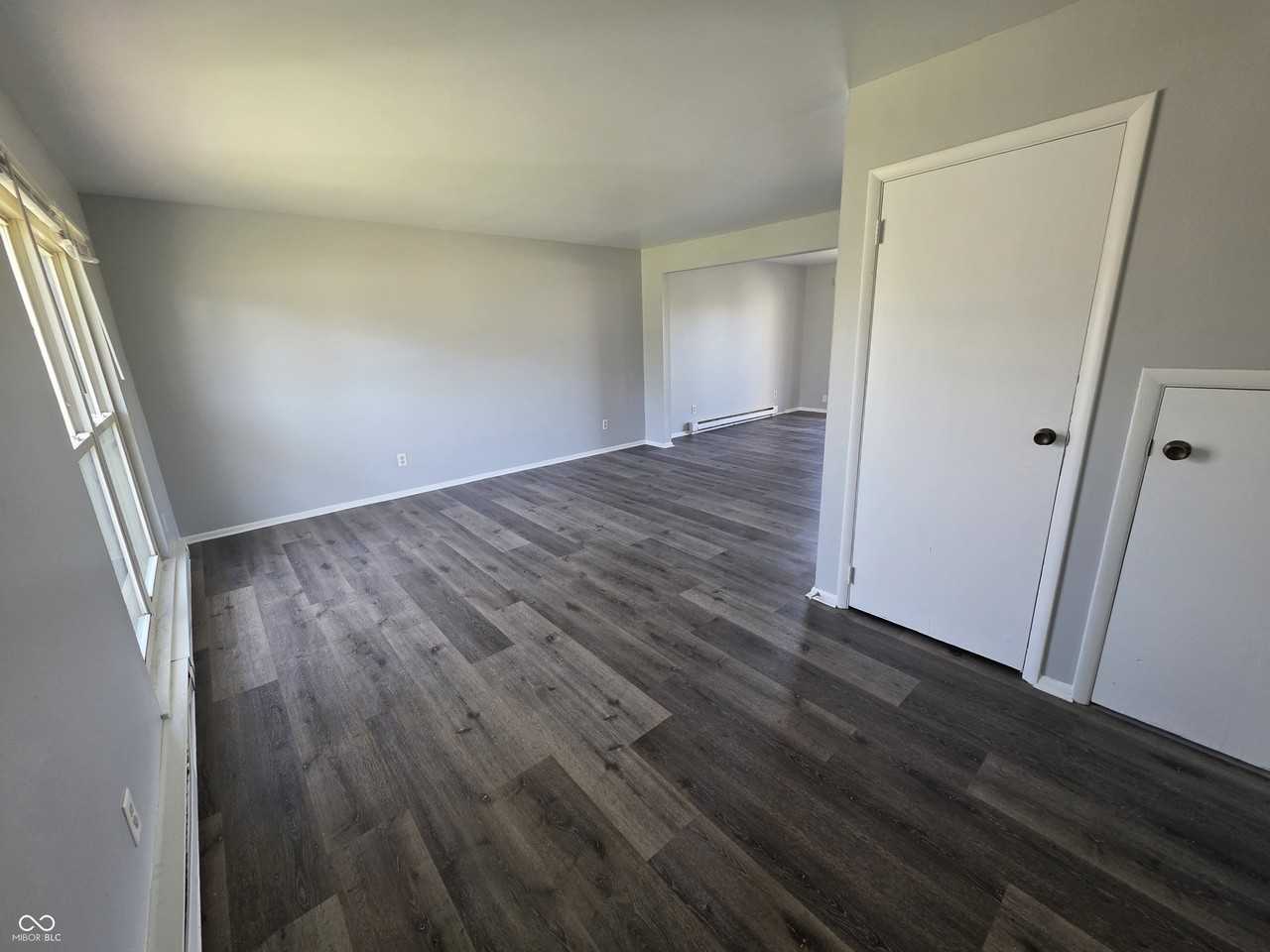 3823 Biscayne Rd - Photo 2 of 21