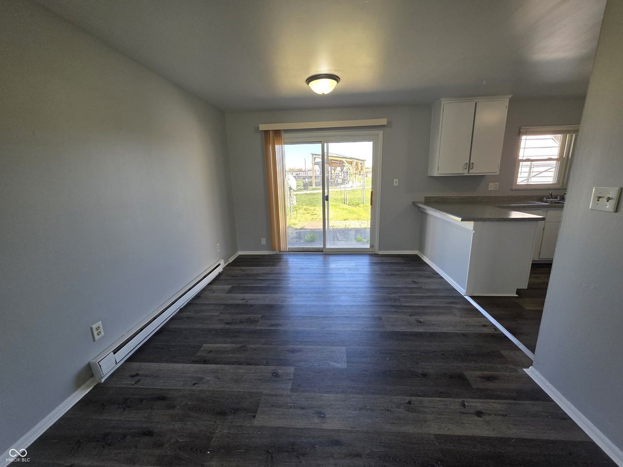 3823 Biscayne Rd - Photo 5 of 21