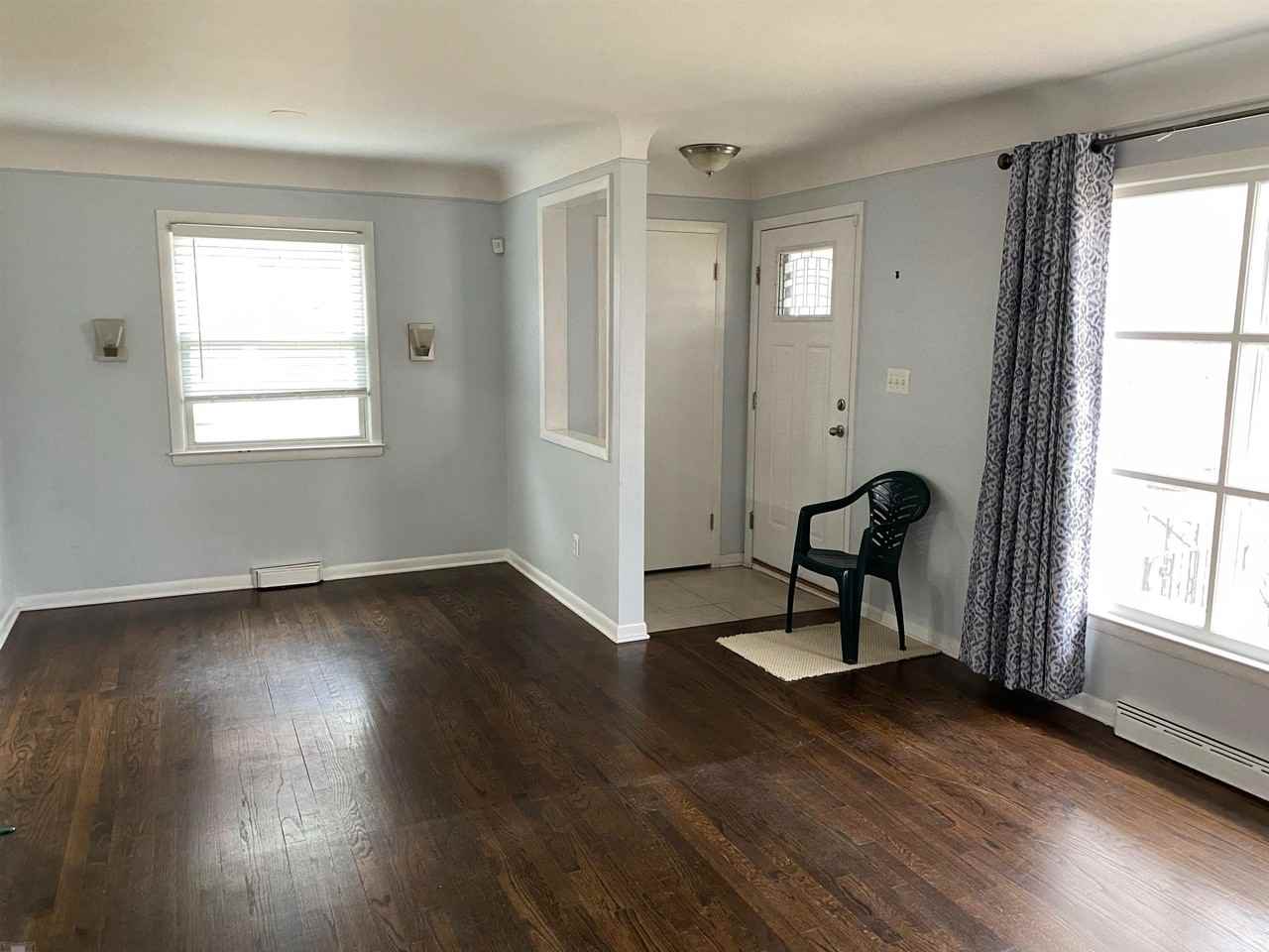 1614 Aline Dr - Photo 2 of 8