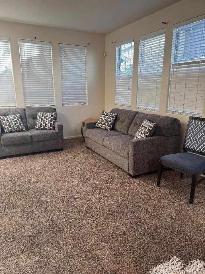 624 Gardenia Pl - Photo 6 of 12