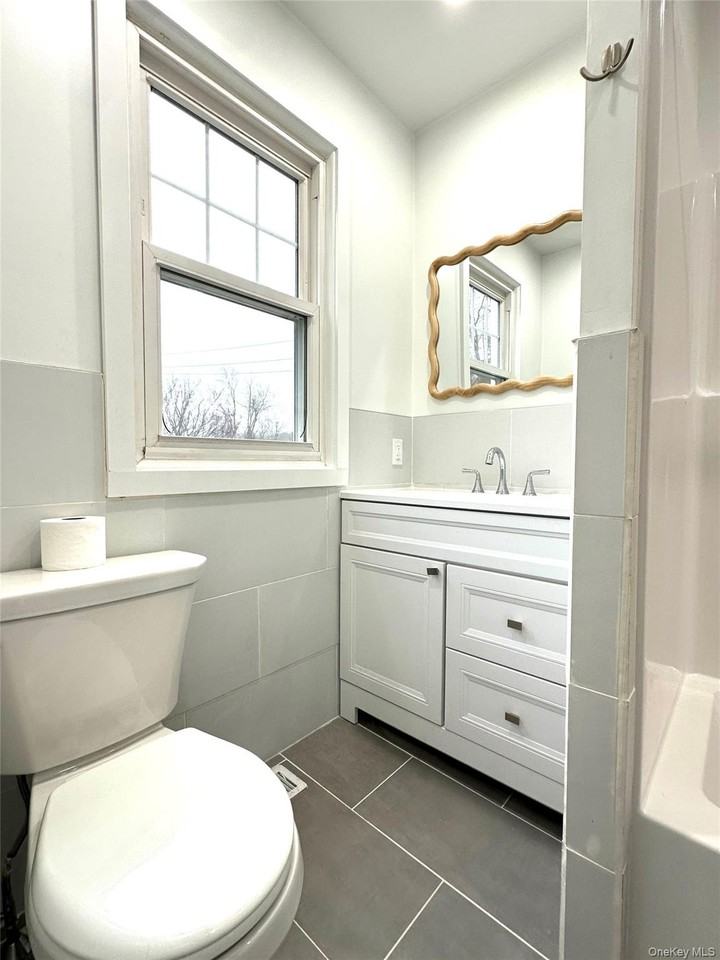 37 Church St Unit 1 - Photo 6 of 10